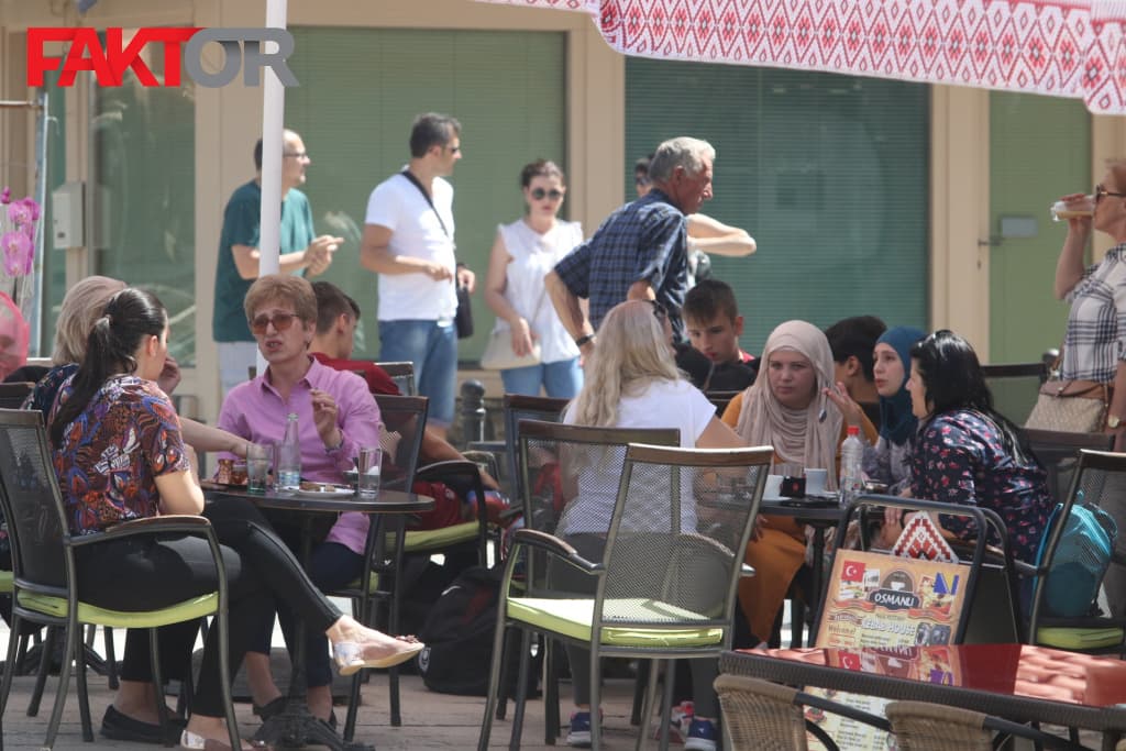Šetači sunce vrijeme turisti Baščaršija