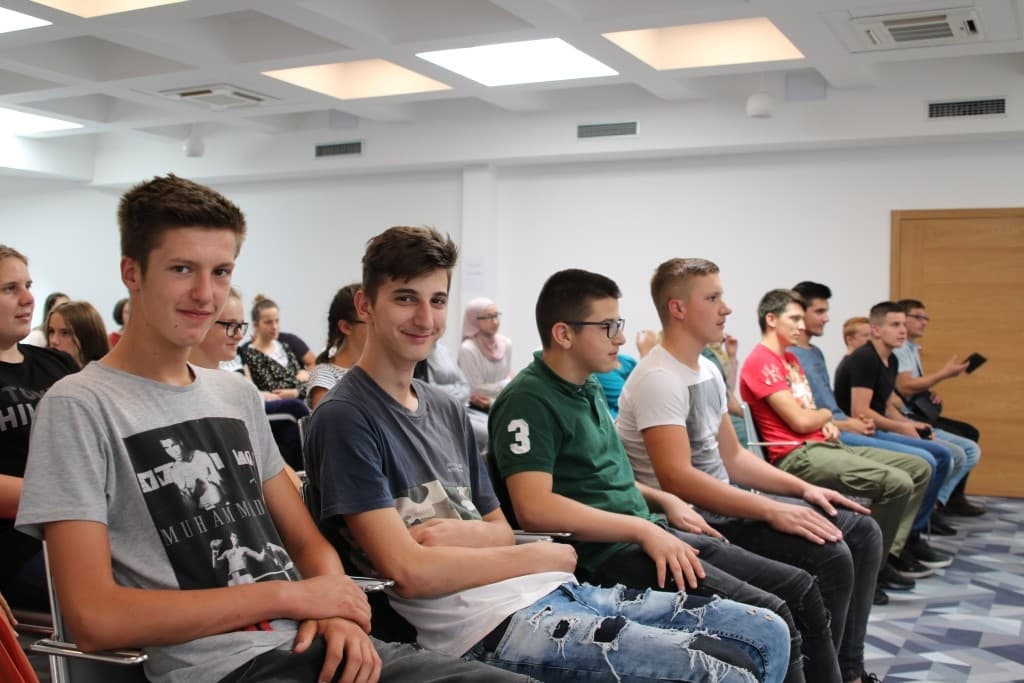 reis mladi 2.jpg