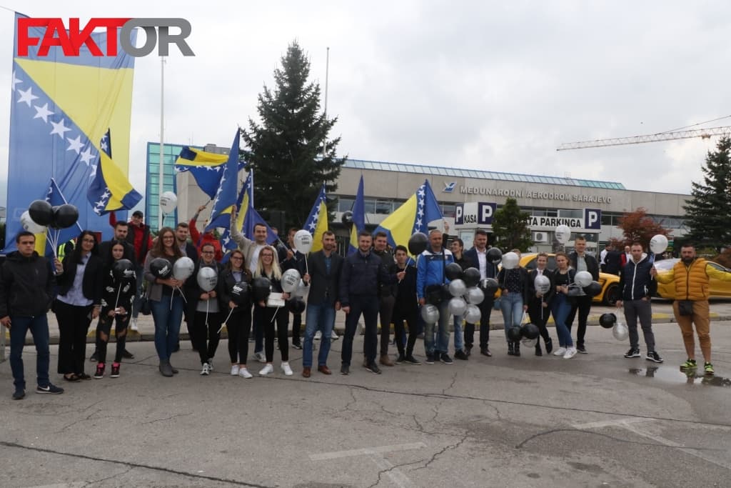 Doček Amel Tuka aerodrom Sarajevo