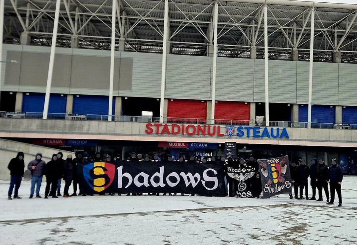 Navijači Steaue ipak tvrde da nisu ugašeni jer su zadržali udarnu zastavu