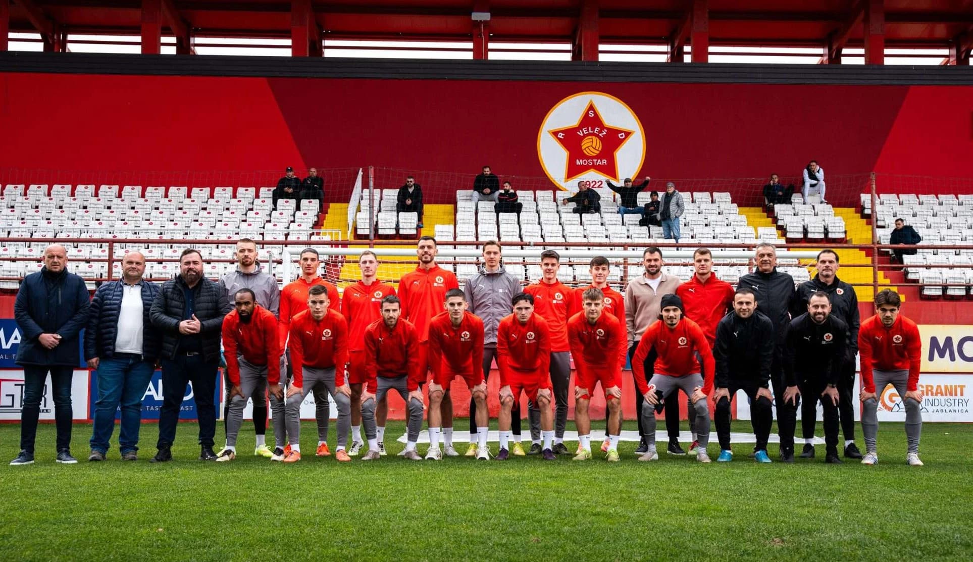 Na klupskoj fotografiji s prozivke nije bilo Ibre Rahimića i Nermina Haskića