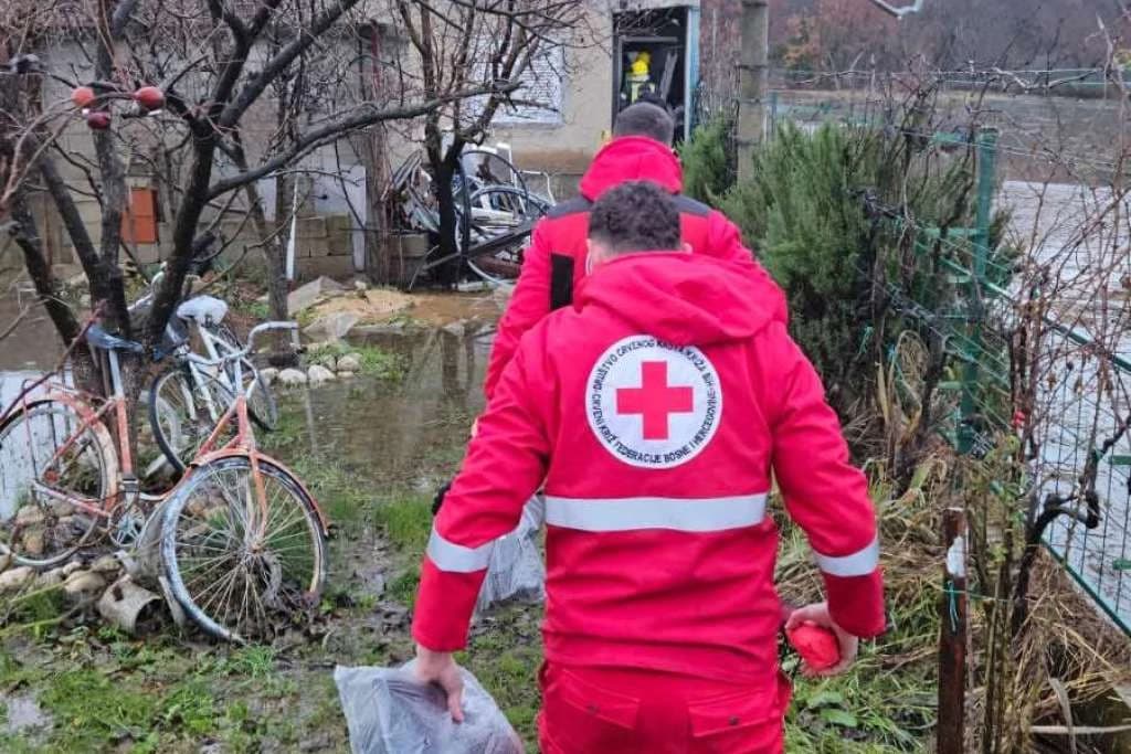 FOTO: Crveni križ FBiH