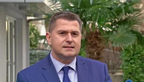 dr. Siniša Skočibušić