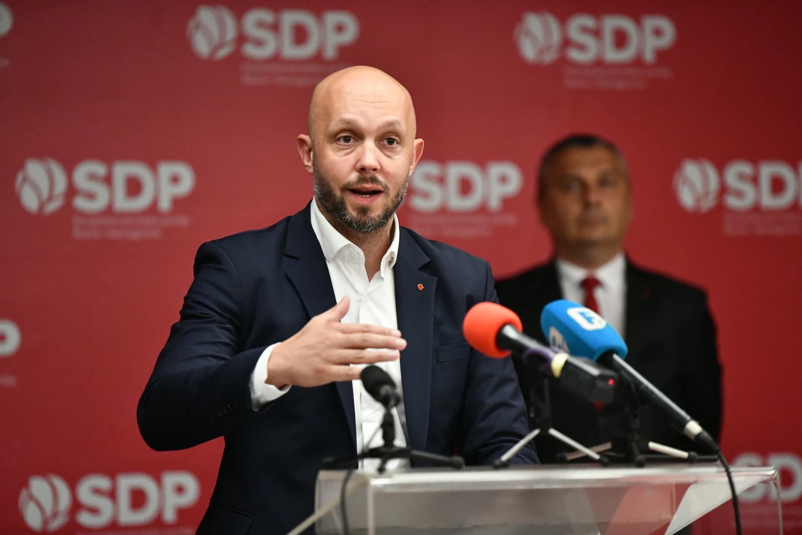 Almin Hopovac