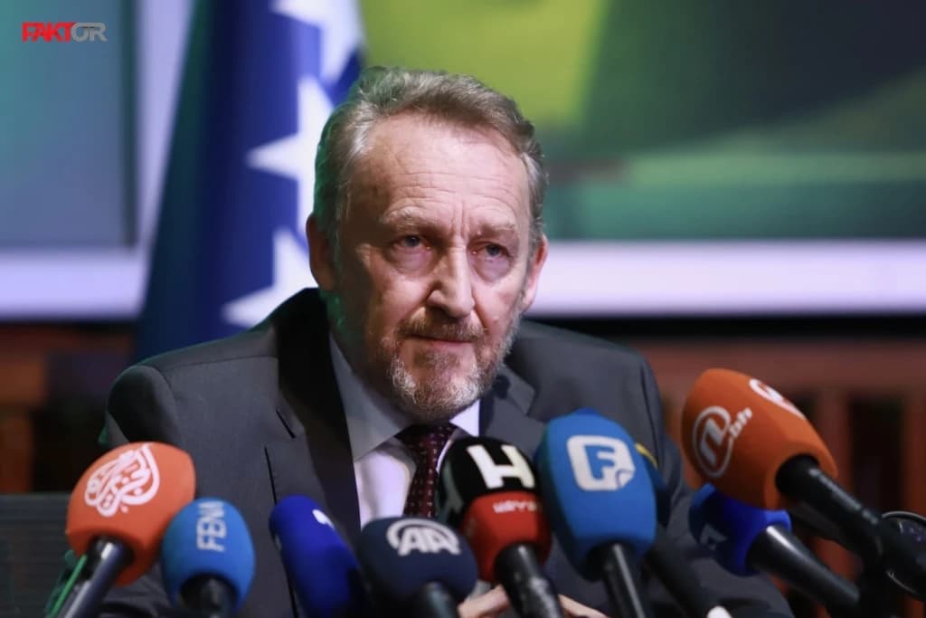 Izetbegović: Uvedena povjereništva u organizacije SDA, Sedin Kahriman na čelu KO SDA Sarajevo