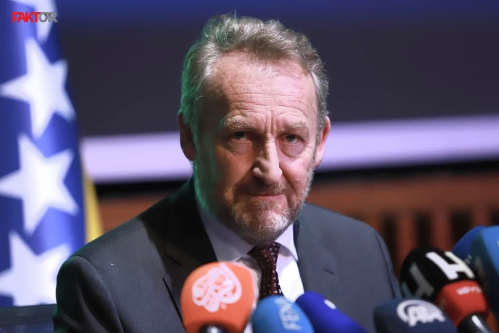Izetbegović: Nisam neprijatelj srpskom narodu, ali ksenofobnoj, antibosanskoj i antibošnjačkoj politici jesam, i uvijek ću biti