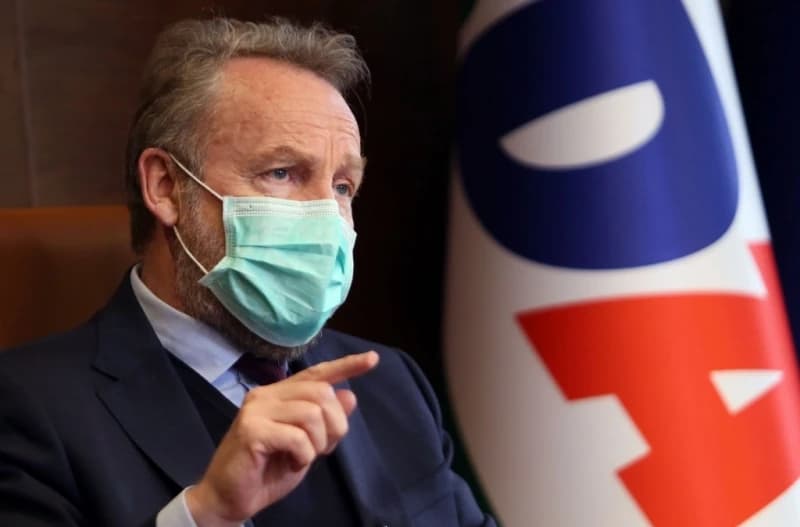 Izetbegović: Udaljene pozicije SDA i HDZ-a, bojim se da od izmjena Izbornog zakona neće biti ništa