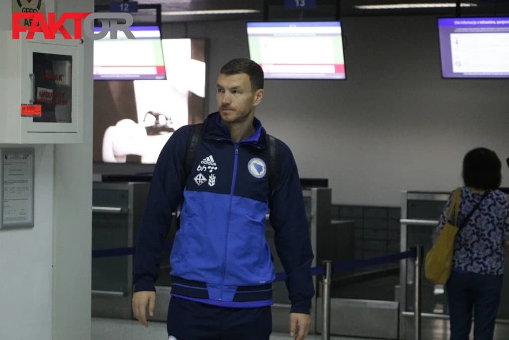 Edin Džeko uz stihove Kemala Montena čestitao 6. april
