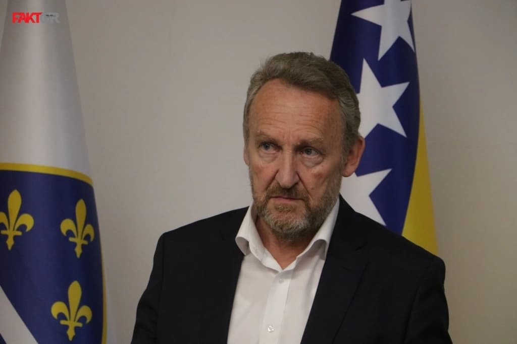 Izetbegović: Možda ćemo biti manje zabrinuti sa Schmidtom