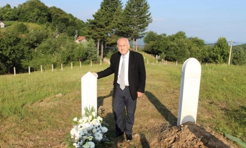 Valentin Inzko, Hatidža Mehmedović