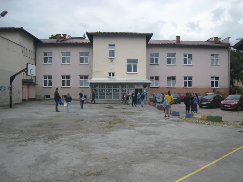 OŠ Pazar u Tuzli