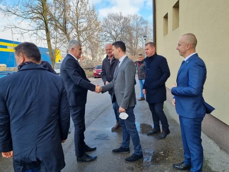 Čović tokom posjete Tuzli