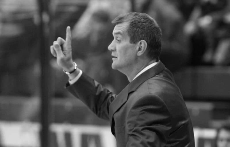Preminuo legendarni košarkaš Zoran Sretenović