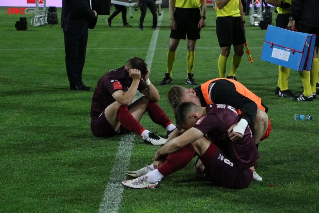 Fudbaleri Sarajeva neutješni nakon propale sezone