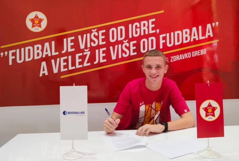 Talentovani fudbaler potpisao ugovor sa Veležom