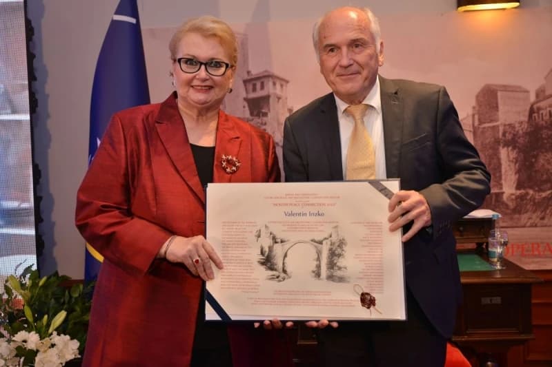 Valentin Inzko i Bisera Turković
