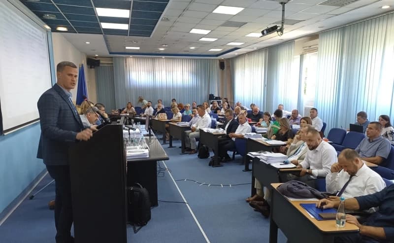 Premijer Halilagić na sjednici Skupštine TK
