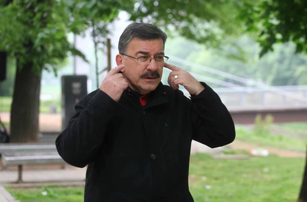 Miro Lazović 