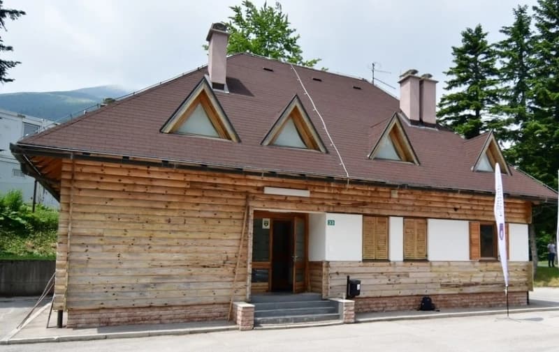 Bjelašnica-zgrada KJKP Rad