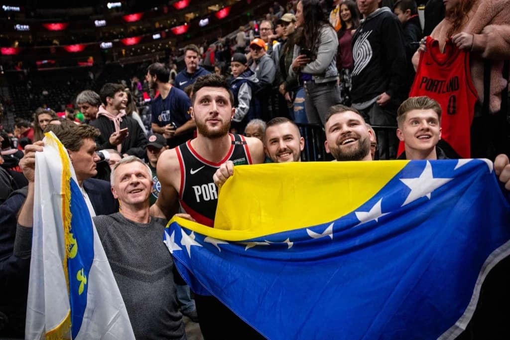 Šta je Jusufa Nurkića "natjeralo" na ovu zanimljivu objavu na Facebooku?