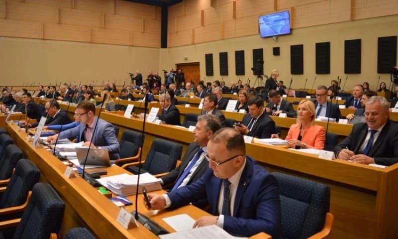 Nove redovne sjednice NSRS-a nema do septembra
