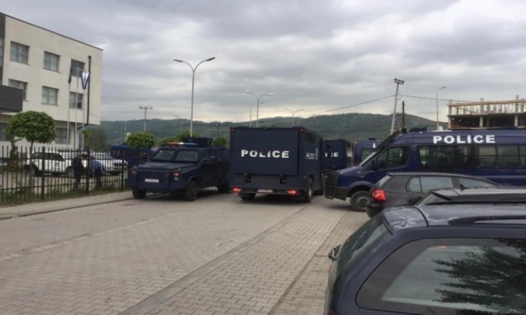 Na Kosovu mirno, ali napeto: Danas protesti u Kosovskoj Mitrovici