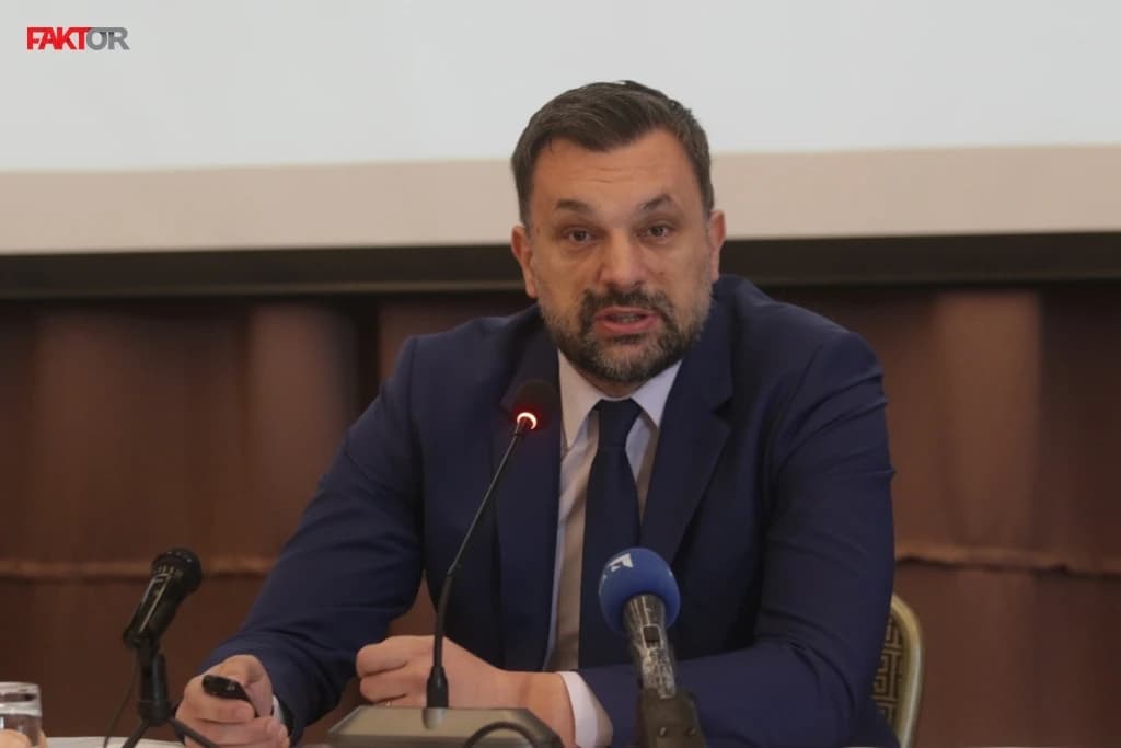 Politički opus Elmedina Konakovića u 30 sekundi