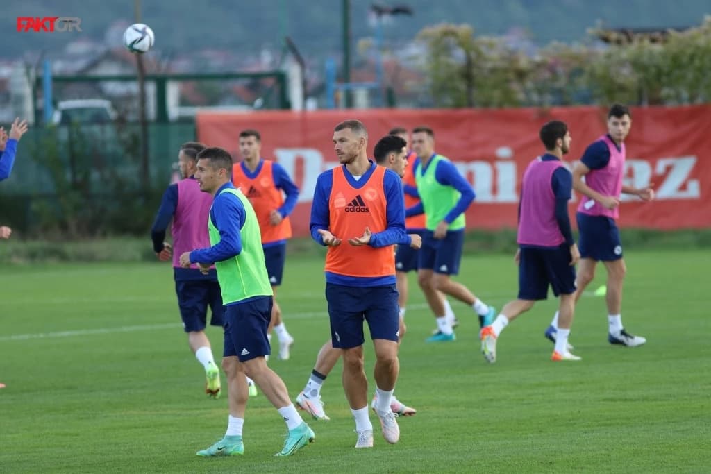 Džeko se obratio navijačima: Bosna i Hercegovina je iznad svih nas