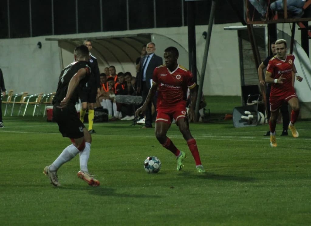 Velež slavio s igračem manje, Brandao presudio Širokom