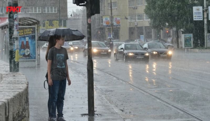U BiH danas pretežno oblačno s kišom i pljuskovima, kako će biti narednih dana