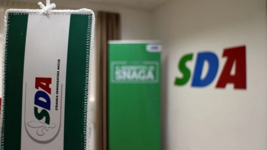 SDA: Preporučujemo Bećiroviću da pročita Strategiju prije nego se oglasi o njoj