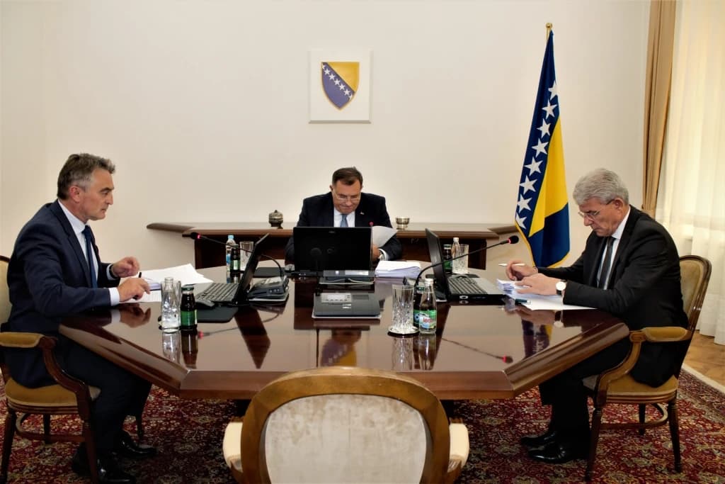 Vanredna sjednica Predsjedništva BiH 27. augusta