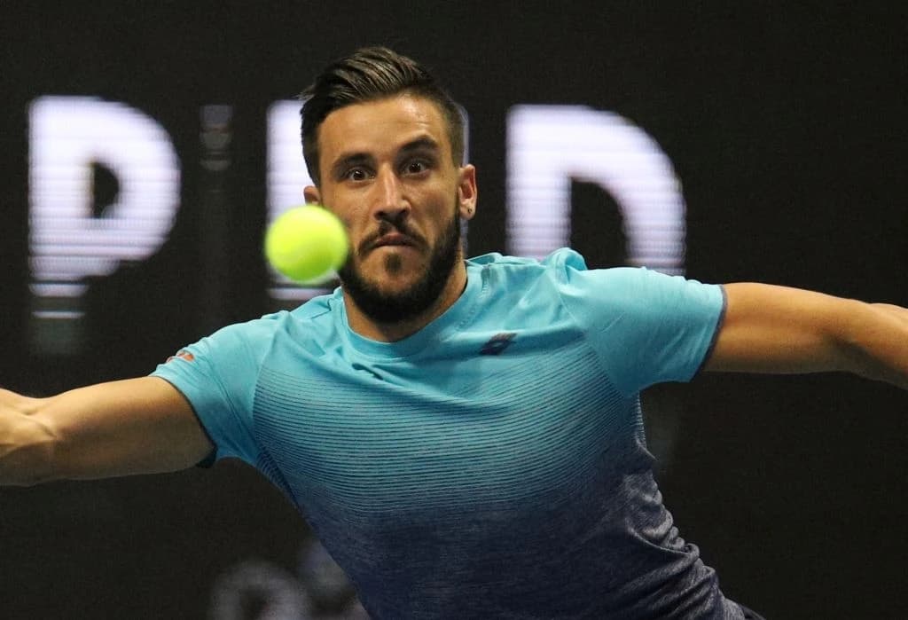 Džumhur "pomeo" Soona za četvrtfinale u Kini