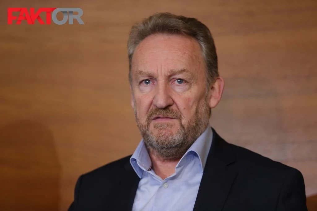 Bakir Izetbegović uputio telegram saučešća povodom smrti oca Milorada Dodika