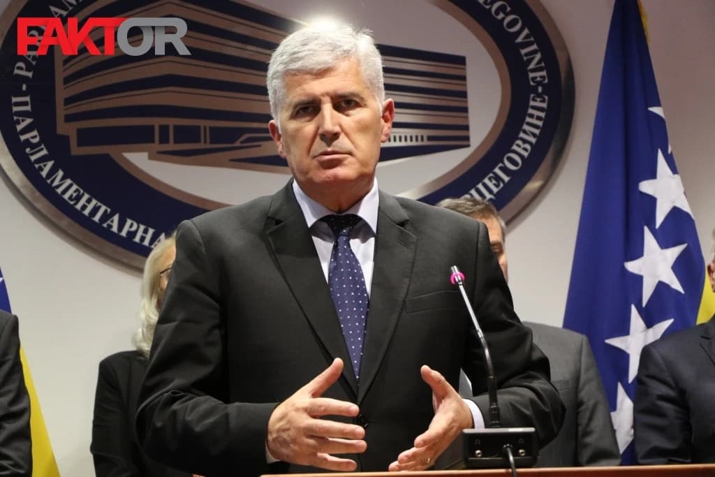I Čović se odriče plaće u dobrotvorne svrhe, pozvao i ostale parlamentarce da urade isto