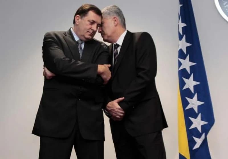 Susret Čovića i Dodika danas u Mostaru