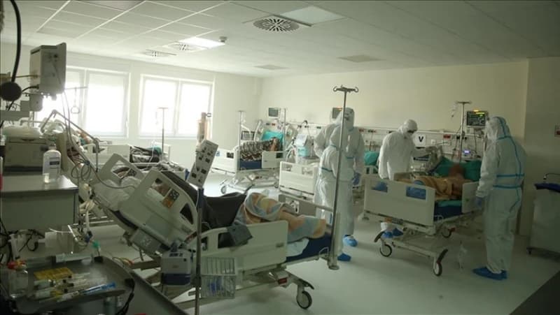 U BiH preminulo 77 osoba, još 1.965 zaraženih koronavirusom