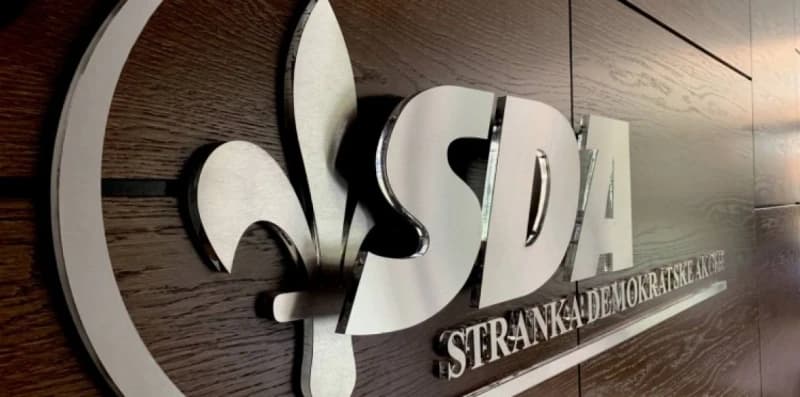 SDA: Već dugo pozivamo na formiranje patriotskog bloka, pozdravljamo prijedlog Bećirovića