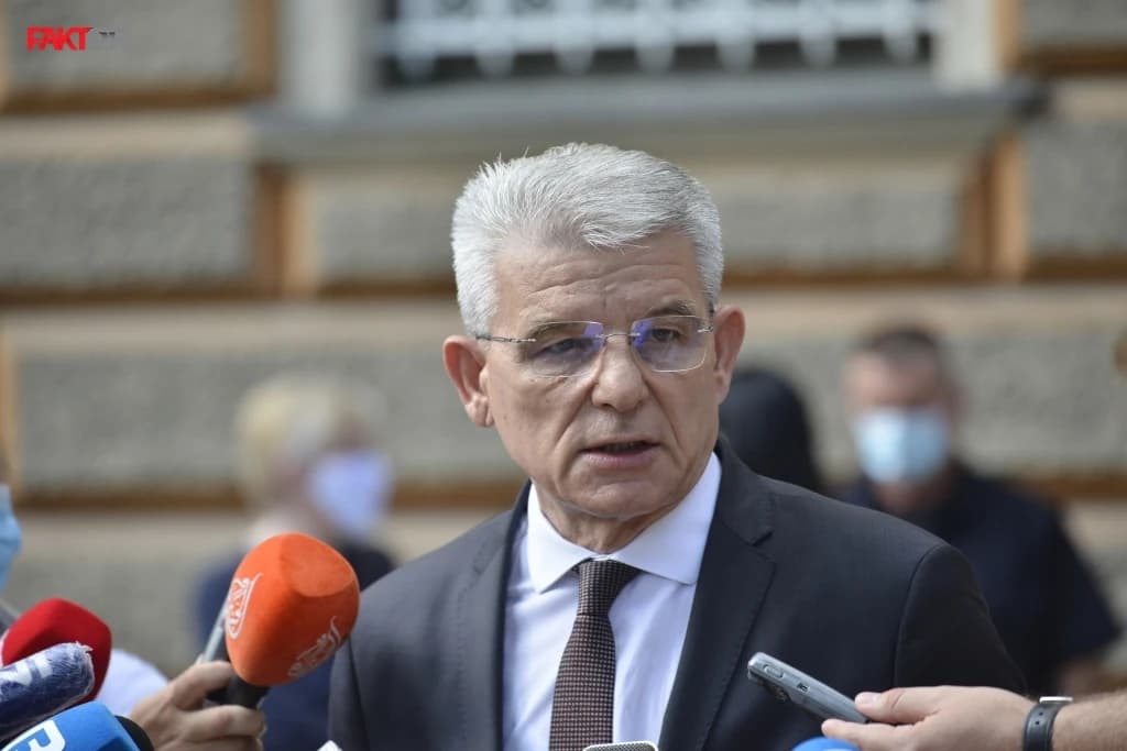 Džaferović iz Bosanske Dubice: Umjesto jalovih rasprava i blokade institucija treba tražiti načine zajedničkog života