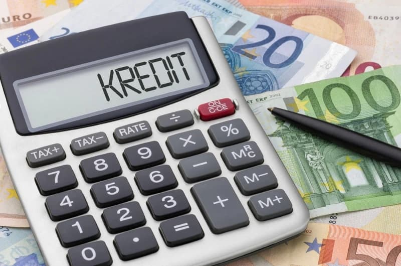 Građani sve više dižu kredite dok se u preduzećima smanjuje kreditni rast
