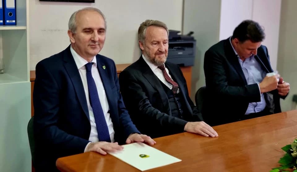 Izetbegović u Tešnju