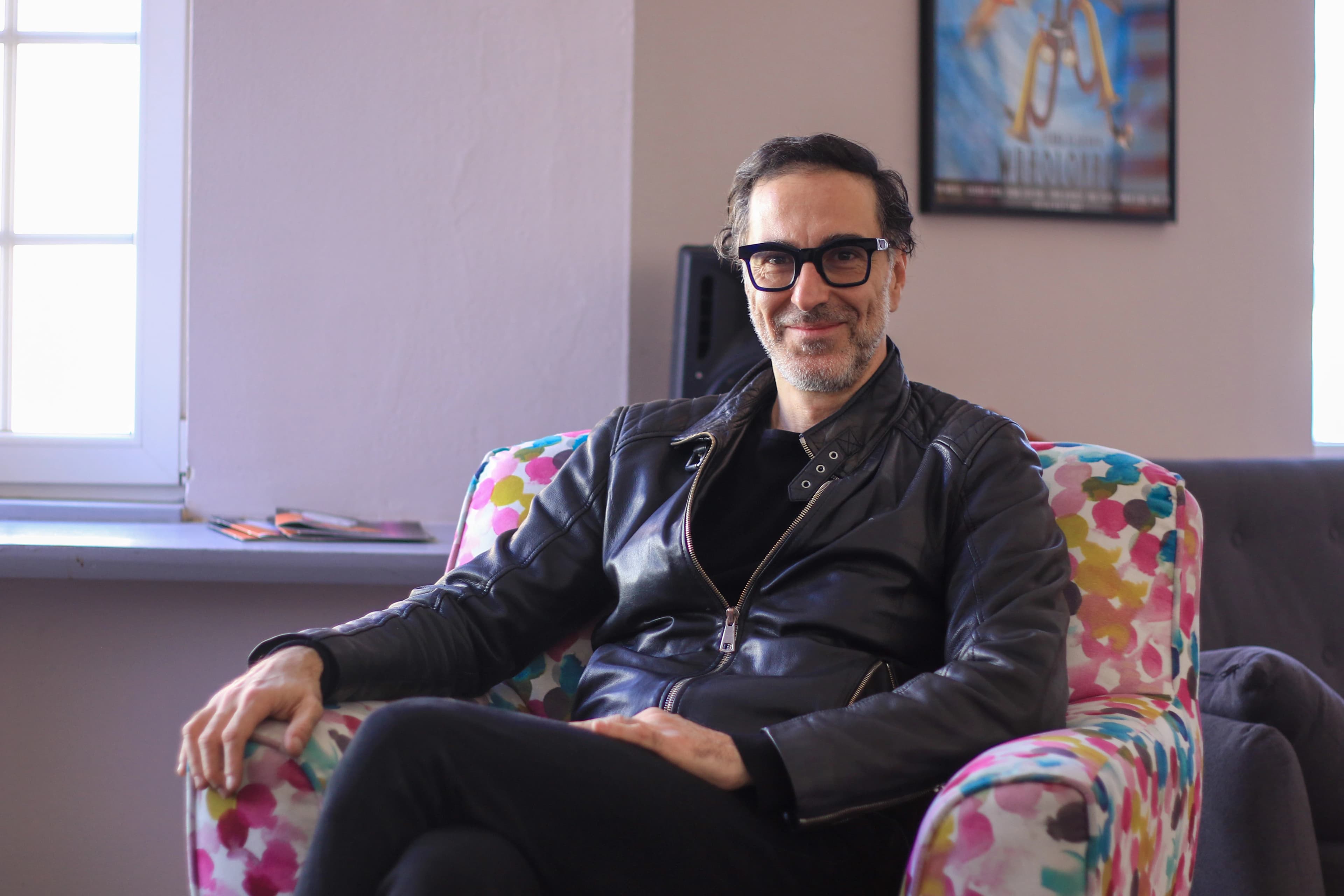 Ermin Bravo igra ulogu oca u predstavi "Malograđanska svadba"