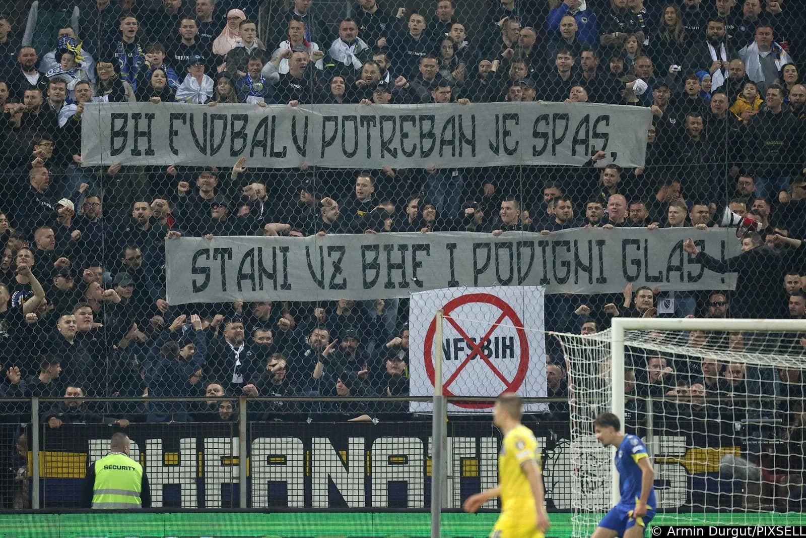 Sa meča protiv Ukrajine
