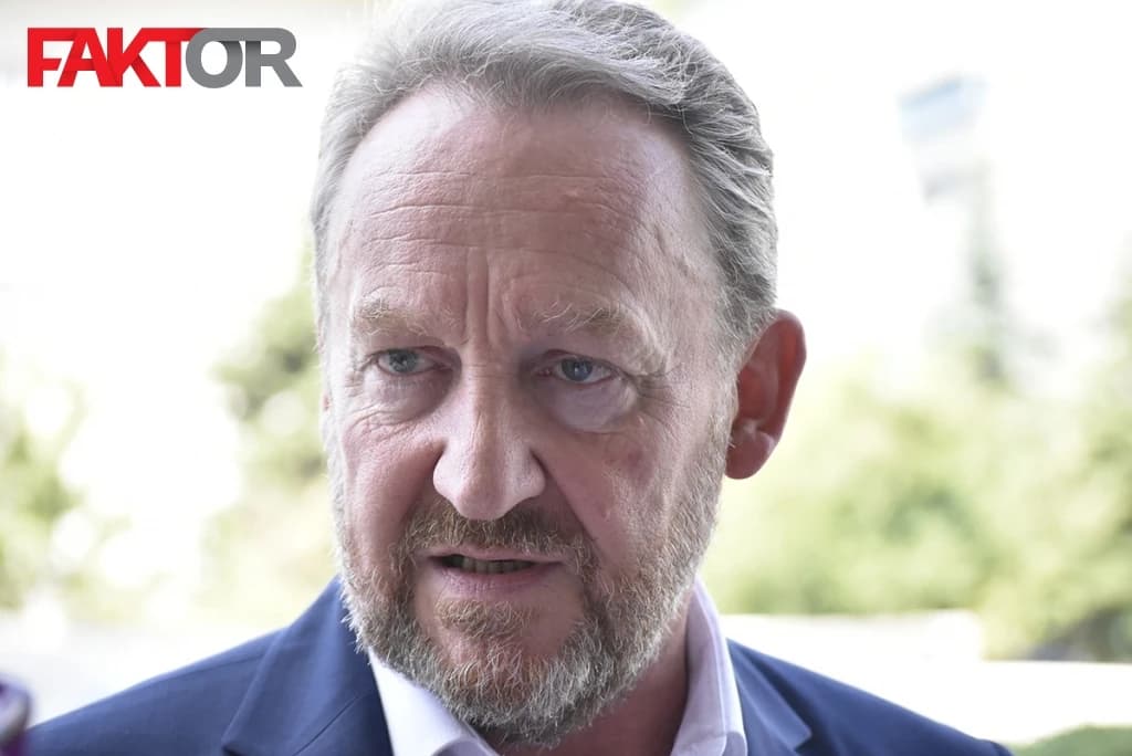 Izetbegović odgovorio Čoviću: Kongres ništa ne mijenja, SDA ne blokira vlast, a insistirat će i dalje na Ustavu i zakonu