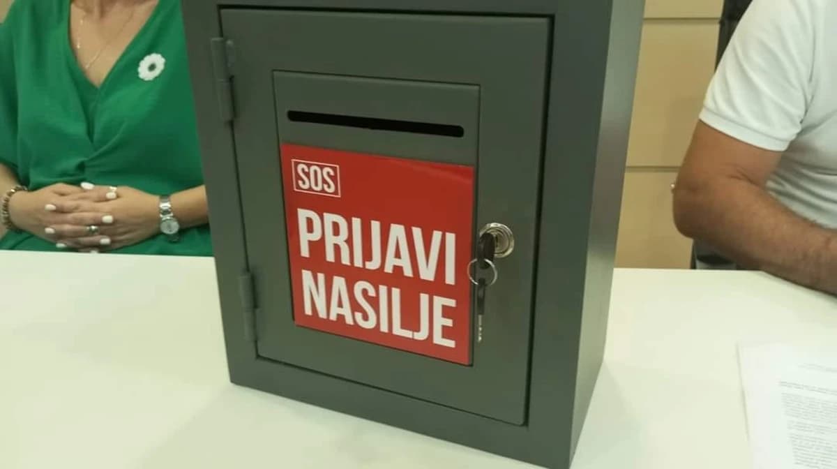 SOS sandučić