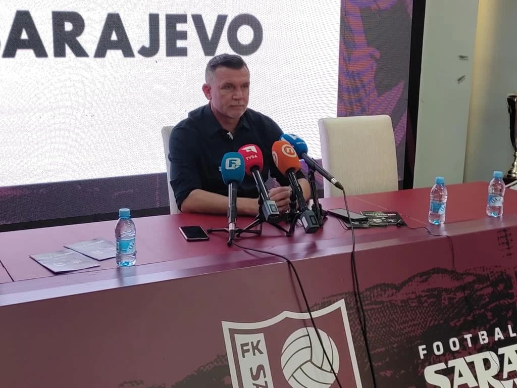 Zekić na press konferenciji