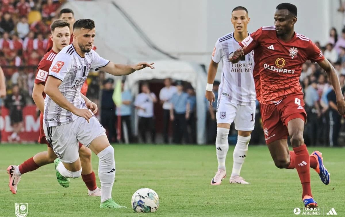 Uche Henry Agbo u duelu sa Hamzom Čatakovićem