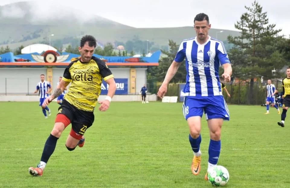 Sekulić (desno) prošle sezone igrao za Budućnost