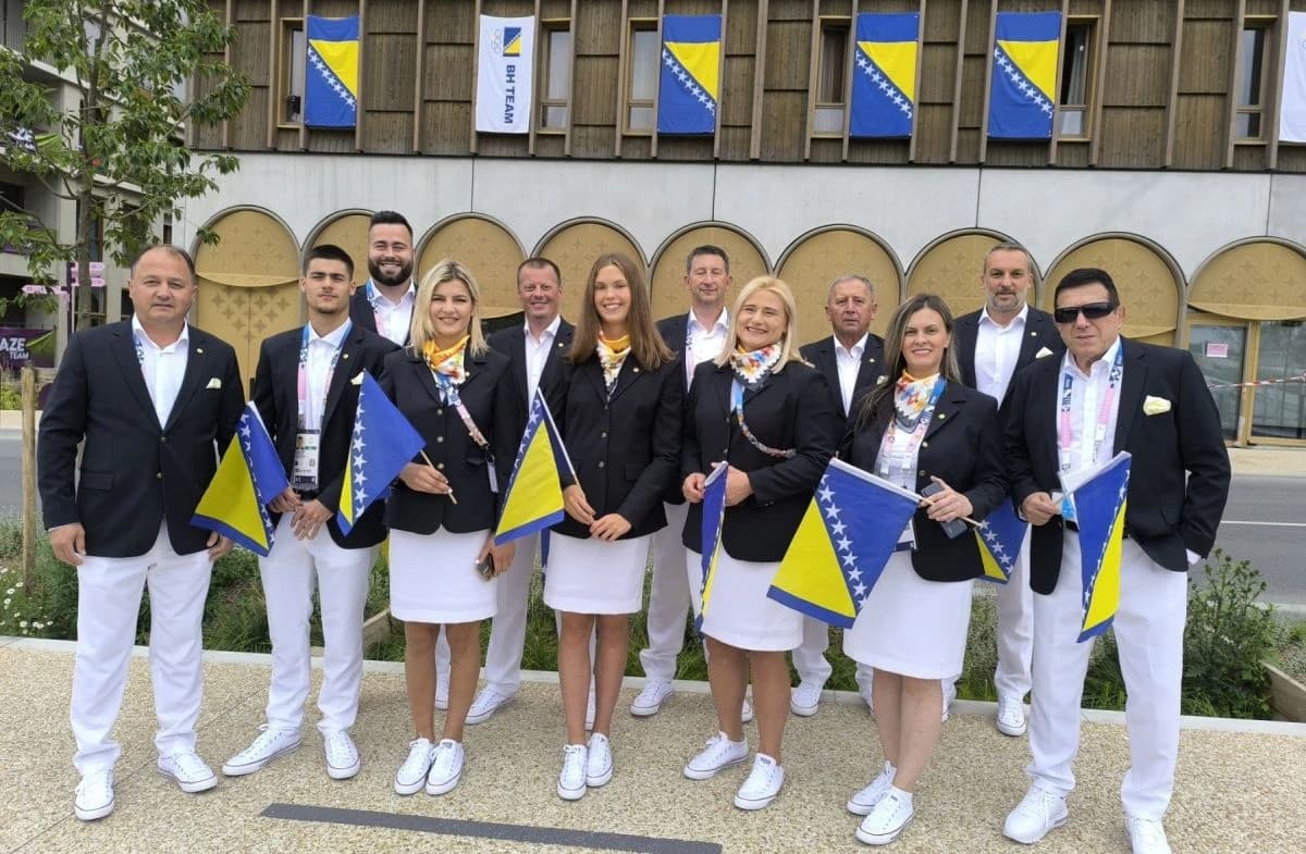 Prelijepa slika bh. tima iz Pariza