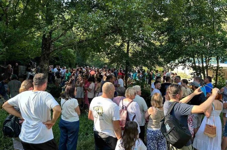 S protesta u Donjoj Suvaji